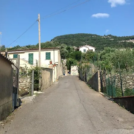 Lacrema