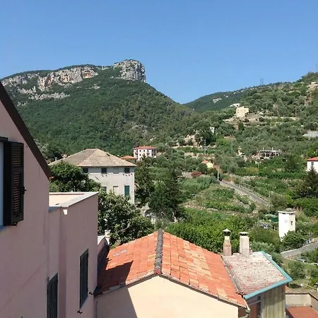 Lacrema